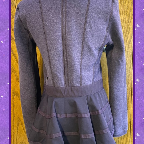 Rare Lululemon Peplum Sweat-shirt Top - Picture 2 of 3